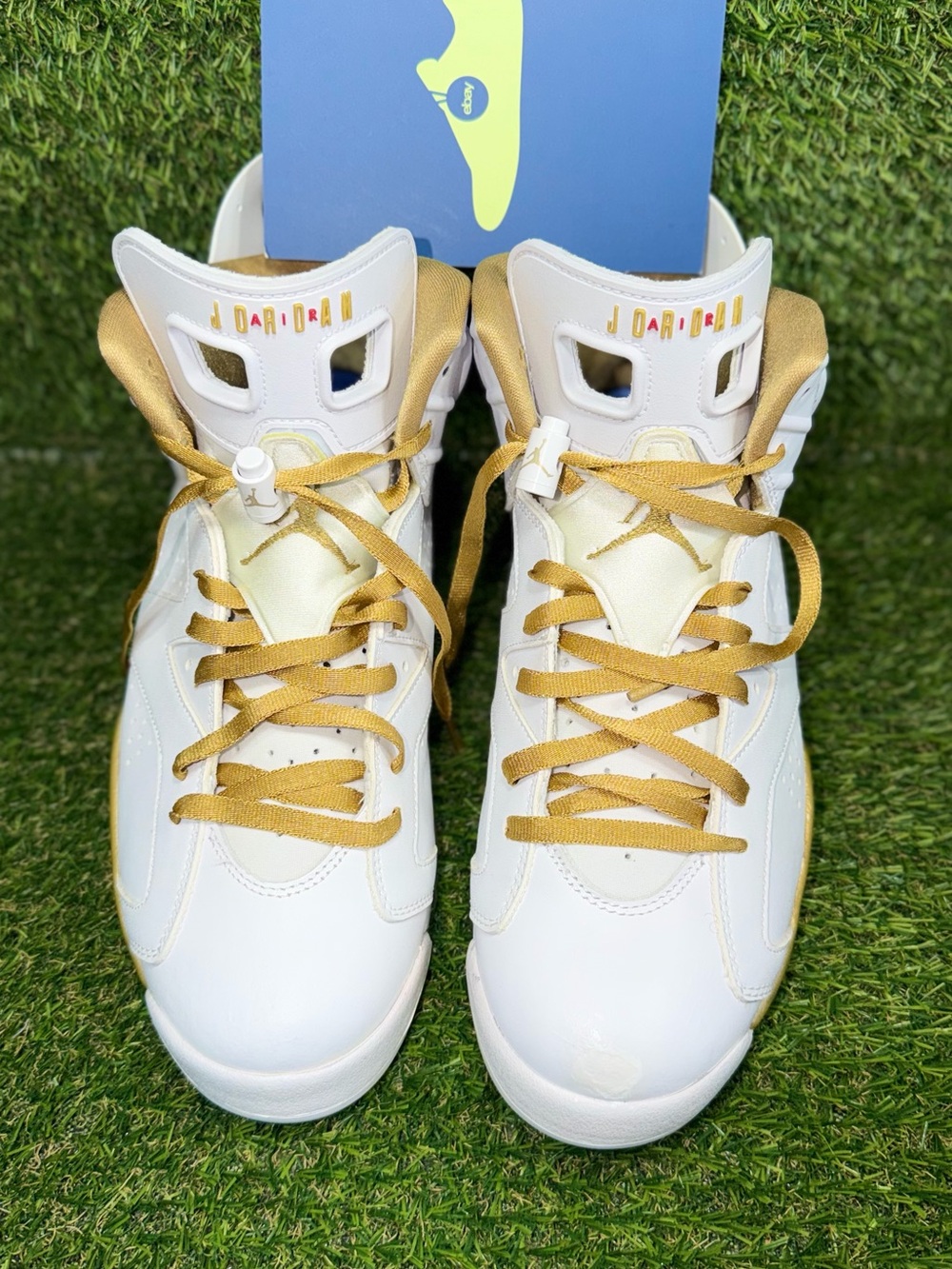 Air Jordan 6 Retro White Gold Sneakers - Size 10 Mens - little damaged at toe
